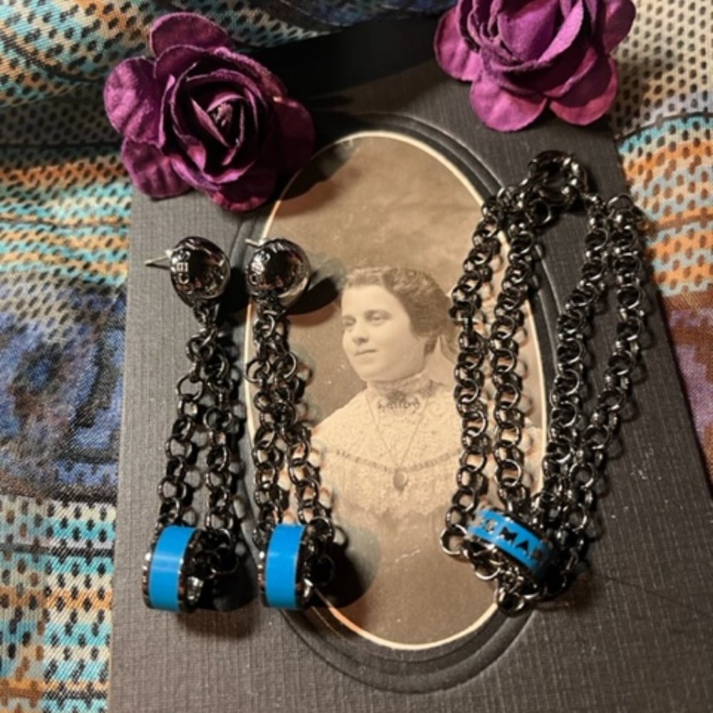 Authentic Marc by Marc Jacobs Earring and Bracelet Set (RARE!)